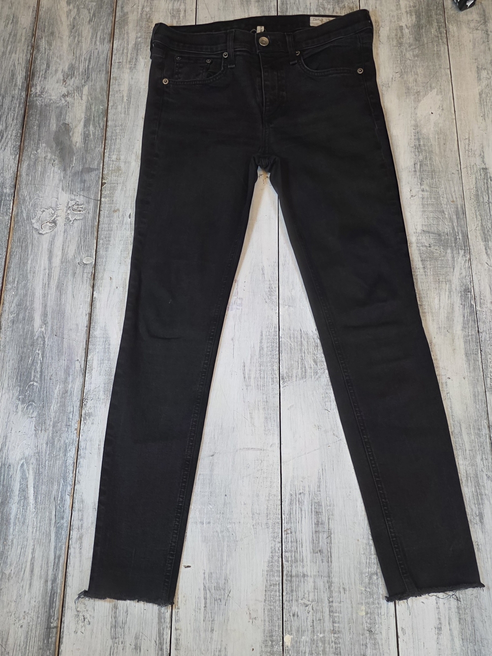 Rag & Bone Women’s Black Ankle Skinny Jeans with Raw Hem sz 28